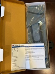 Henry Schein MaxiGuard Vinyl (Adult) LEAD APRON w/Collar 570-1379