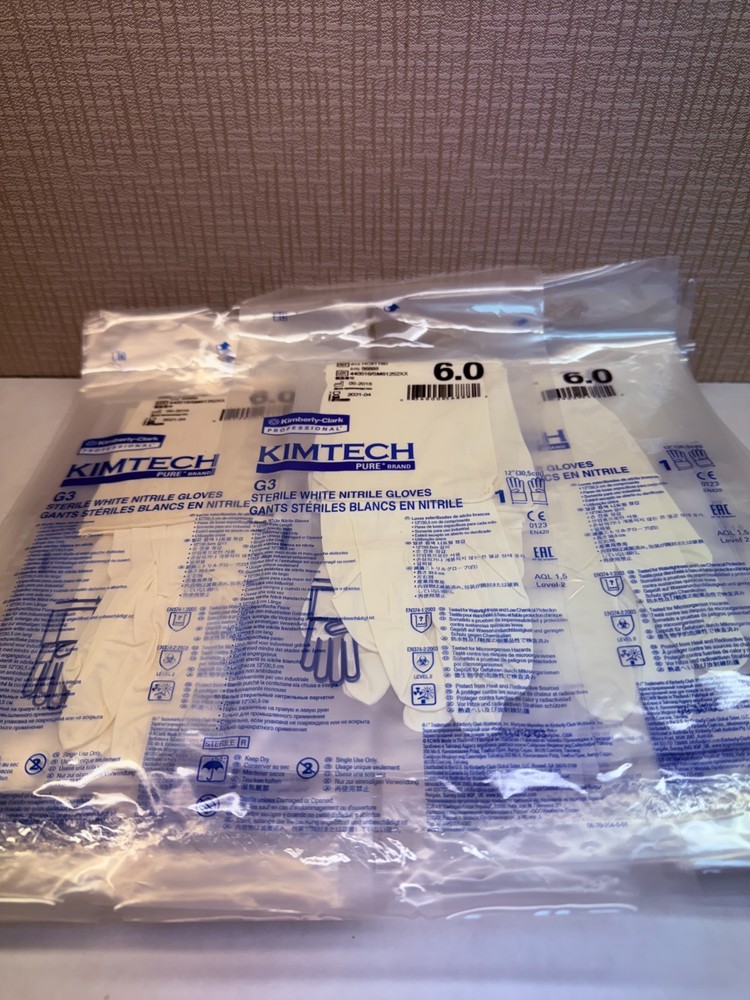 Kimtech G3 Sterile White Nitrile Gloves Size 6.0 US 56888 Lot of 20 NEW Open Box