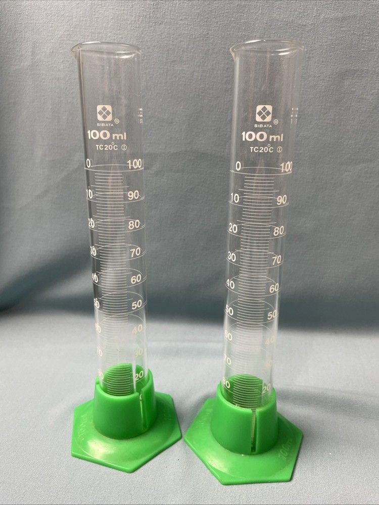 Vintage Sibata 100ml Lab Glass Graduated Cylinder With Spout TC20C Taiwan 57
