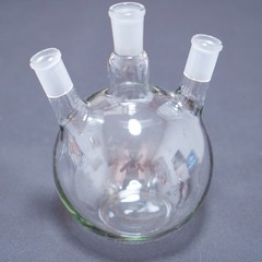 Laboratory glass flat bottom boiling flask 3-neck 24/40 joints 3000 ml, 2000 ml