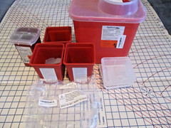 Lot 5 NEW Red Sharps Containers: 1 2-Gallon+ 4 1-Quart/Oakridge & Prevent Brands