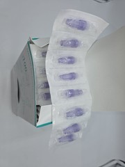 100 Braun CARESITE Positive Displacement Needleless Connectors Sealed Sterile