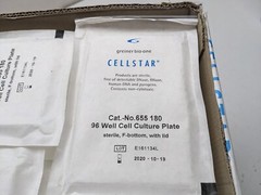 100pcs / Box Greiner Bio-One REF 655180 Cellstar 96 Well Cell Culture Microplate
