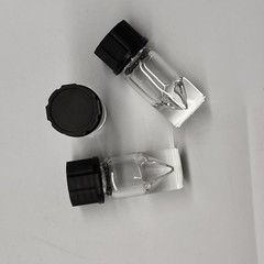 3mL Clear Borosilicate Glass Vial V-Shape with Solid Cap, Pack of 100 Vials Lab
