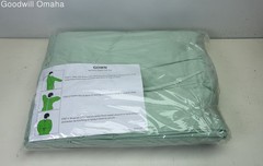 Lot of 50 Hanes Long Sleeve Hospital Gowns Size XL, 2X, 3X NEW!!! OPEN BOX!!!