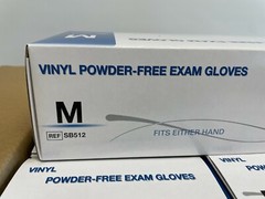 U10: Case of 1500 (10 Boxes) Medline Vinyl Powder-Free Gloves Medium SB512
