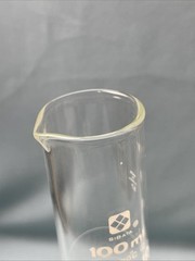 Vintage Sibata 100ml Lab Glass Graduated Cylinder With Spout TC20C Taiwan 57
