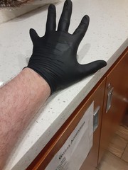 Black Disposable Nitrile Gloves – 100 Pack for Cooking, Cleaning & More