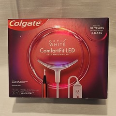 Colgate Optic White ComfortFit LED Teeth Whitening Kit for Cosmetology