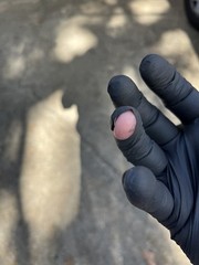 Black Disposable Nitrile Gloves – 100 Pack for Cooking, Cleaning & More