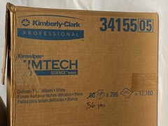 (16016) KIMTECH Kim Wipers Disposable Delicate Task Wipers 1-Ply 4.4”x8.2” 56Pks
