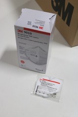 3M 9010 Box of 50 Individually Sealed Packs, Brand New MASK N95