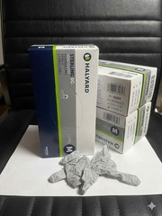 Halyard Sterling SG 41659 Chemo Rated Nitrile Exam Gloves 250 Medium Powder-Free