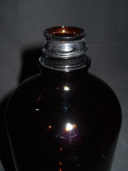 Unbranded Narrow Mouth 960mL / 32oz Amber Glass Bottle & White Cap