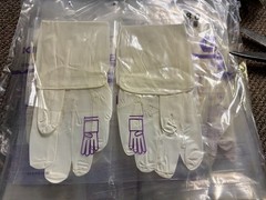 50 Pairs Kimtech Sterile White Nitrile Gloves Size 8.0 (Medium)