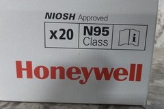 Honeywell DC300N95 8000 Pk Universal Size White Disposable Respirator