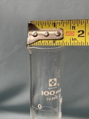 Vintage Sibata 100ml Lab Glass Graduated Cylinder With Spout TC20C Taiwan 57