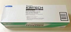 Kimtech 34256 White 1-Ply Kimwipes Delicate Task Wipers – 140/BX