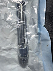 Miltex 07-91 Dental Aspirating Syringe 1.8cc and Cook-Waite Metal Wings Used