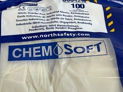 U10: Pack of 100 North Chemsoft CS042W Gloves Size 9 Large