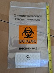 Bags 6″x9″ Specimen Transport Biohazard Bag, Econo-Zip, with absorbent-pad