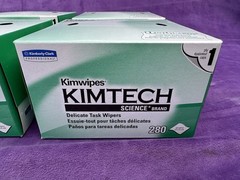 Kimtech Science Kimwipes-Delicate Task Wipers-34155-280/box 4.4″x8.4″ Lot Of 4