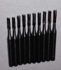 557 100 X Solid ShankFG Carbide Burs Clinic Pack For High Speed. 1 Piece Shank